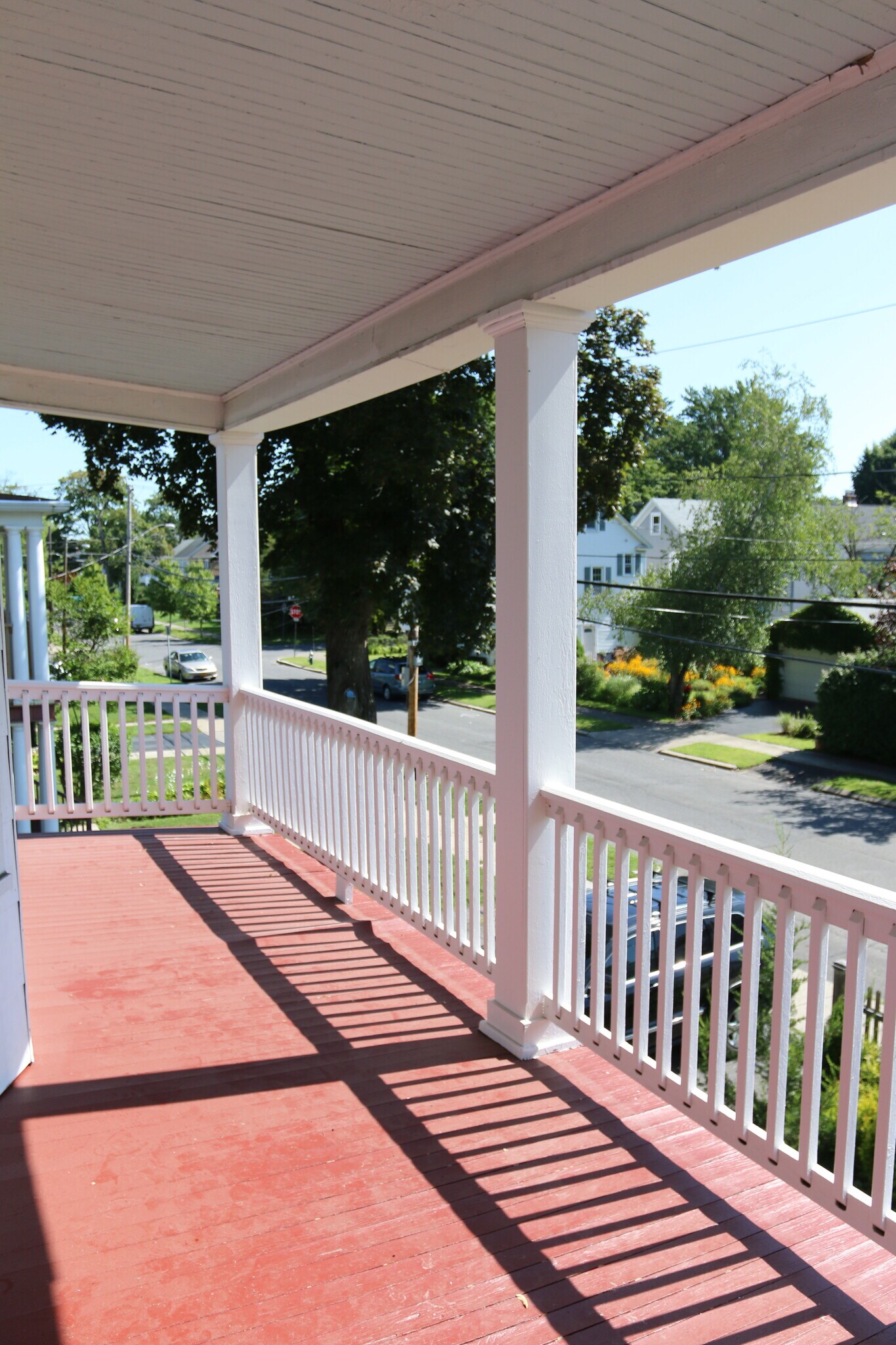 Building Photo - 27 Oakwood St