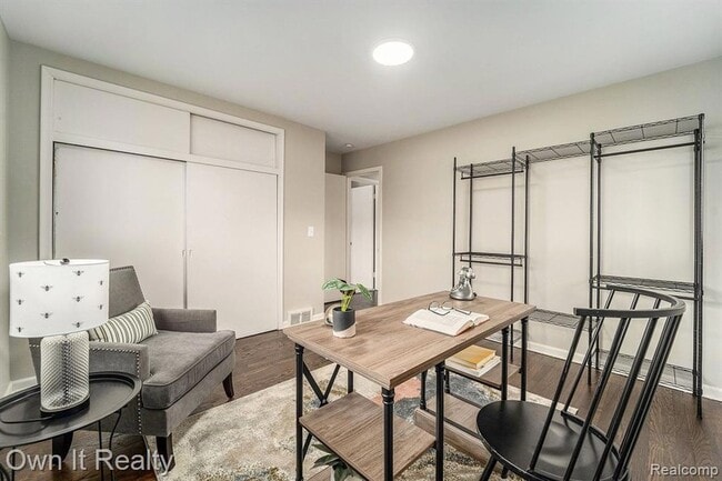 Building Photo - 5972 McMillan St