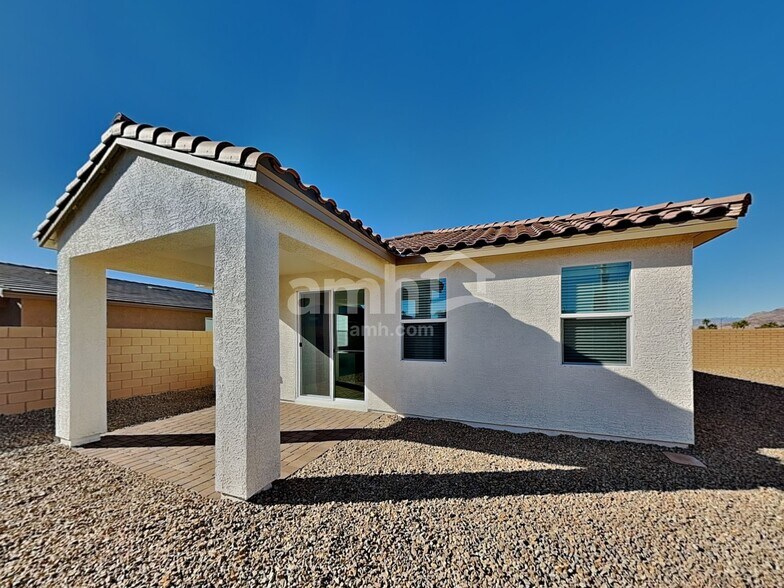 Building Photo - 677 Crimson Flare Ct