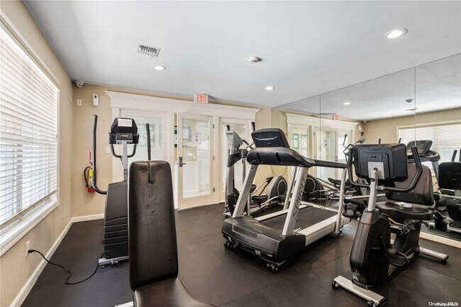 Building Photo - 36 Snowdance Ln