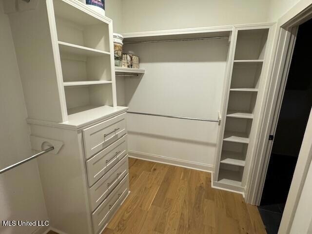 Building Photo - 416 Butternut Dr