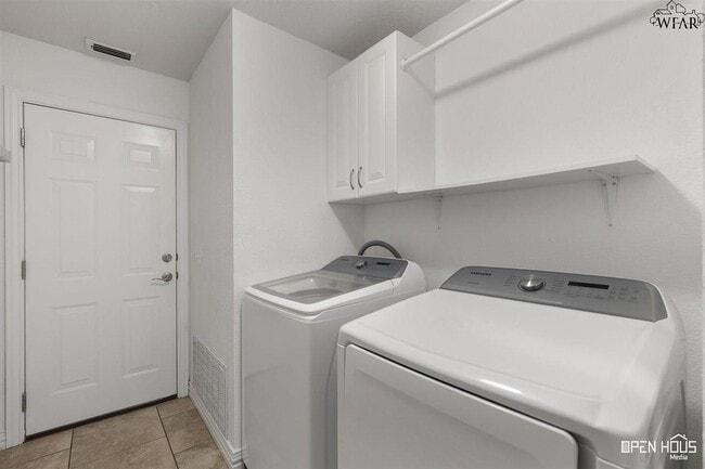 Building Photo - 4926 Olivia Ln