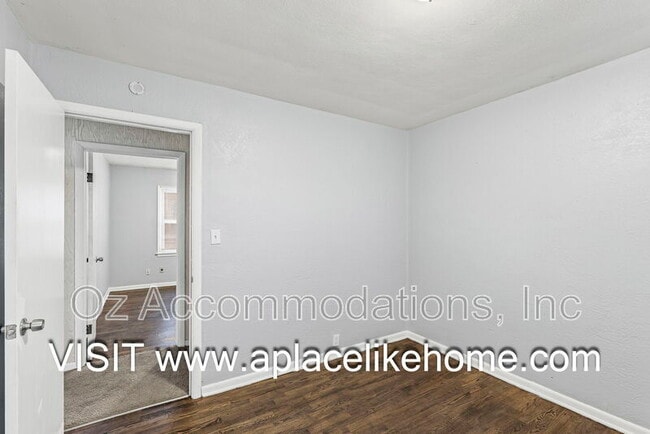 Building Photo - 414 Colbern St