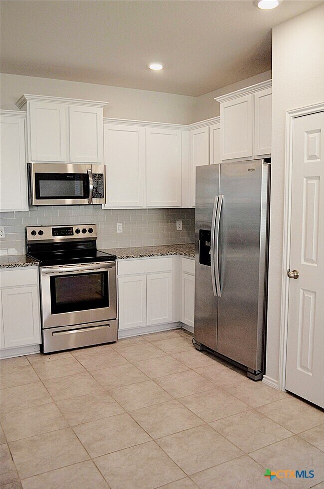 Building Photo - 2606 Cortona St