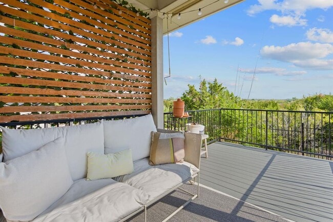 Building Photo - 7713 Lowenfield Dr