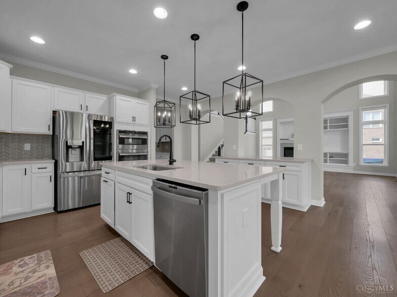 Building Photo - 5874 Spinney Ct