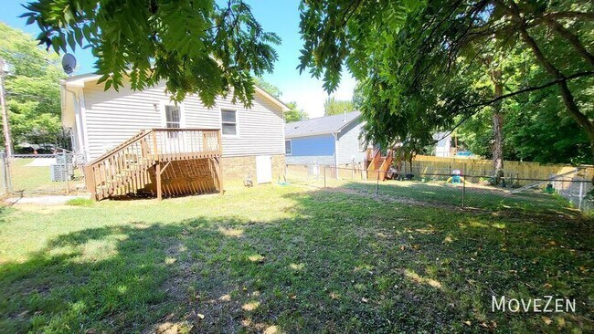 Building Photo - 4006 Coltrain Rd