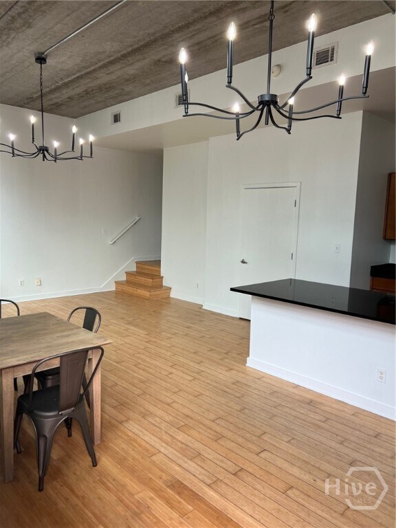 Building Photo - 545 Berrien St