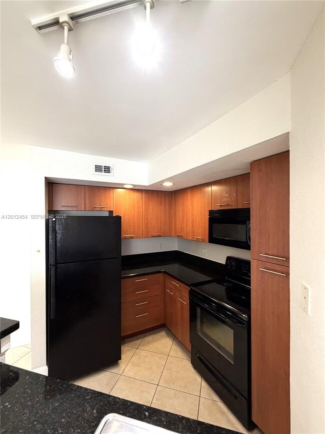 Building Photo - 12620 Vista Isles Dr