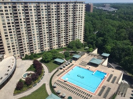 Building Photo - 5225 Pooks Hill Rd