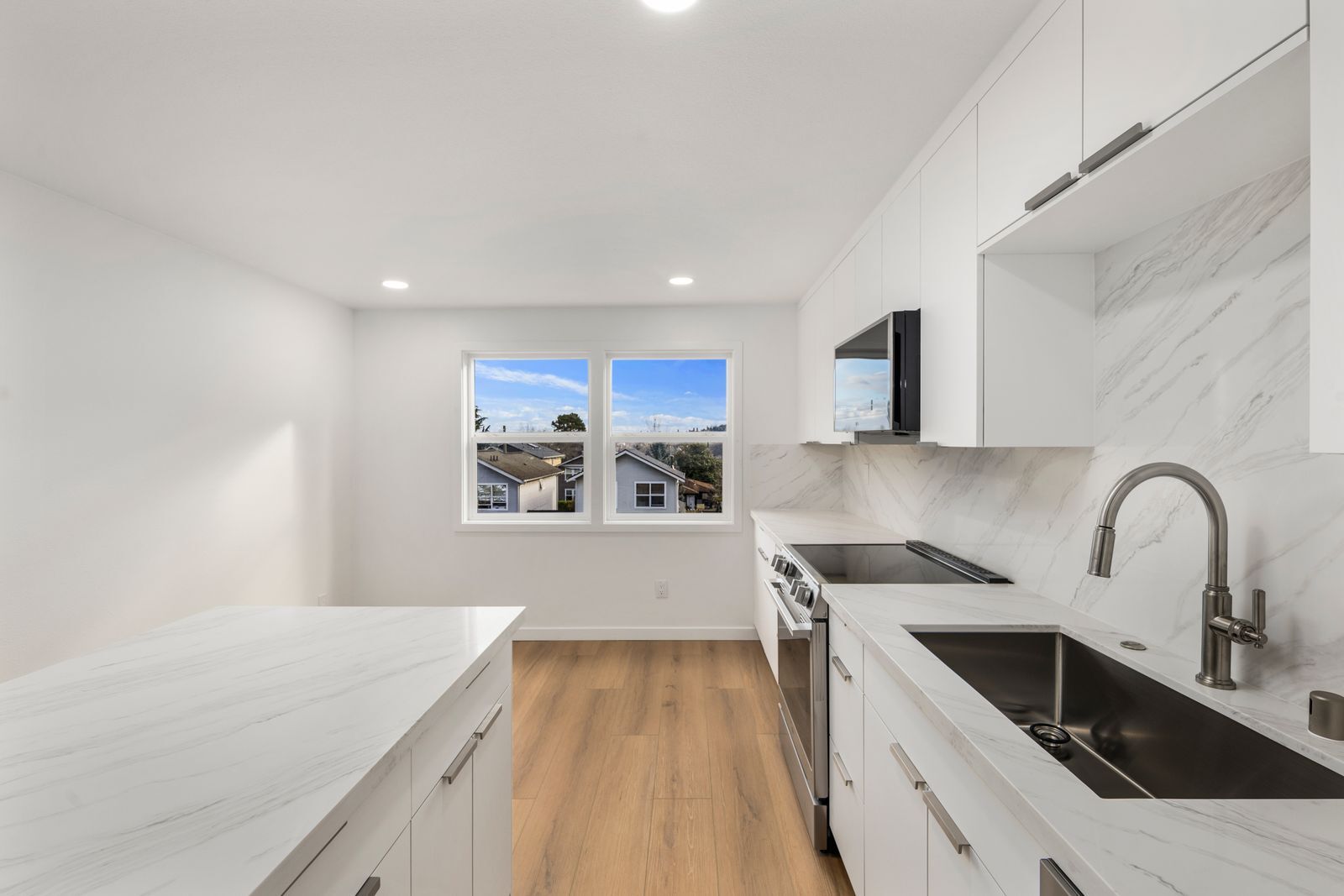 Building Photo - 2411 S Norman St