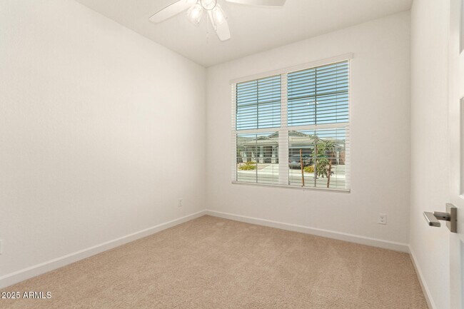 Building Photo - 17735 W Msn Ln