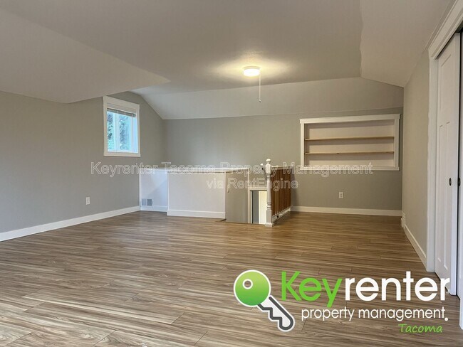 Building Photo - 1708 N Lexington St