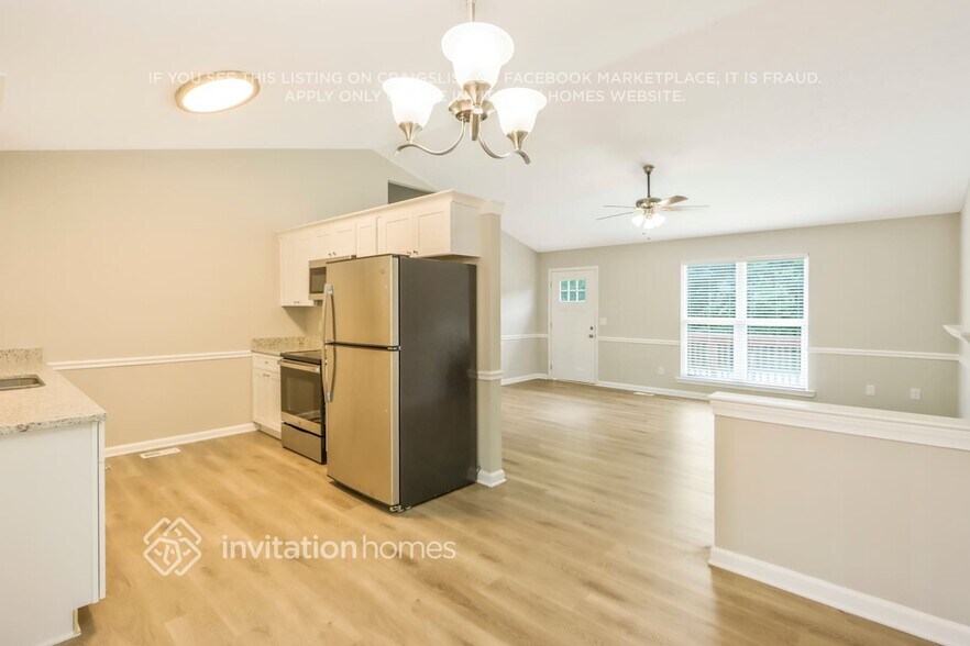 Building Photo - 6457 River Hill Dr