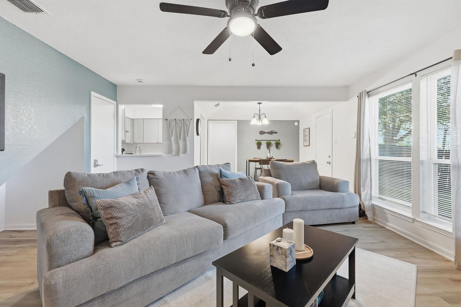 Building Photo - 2162 E Arkansas Ln