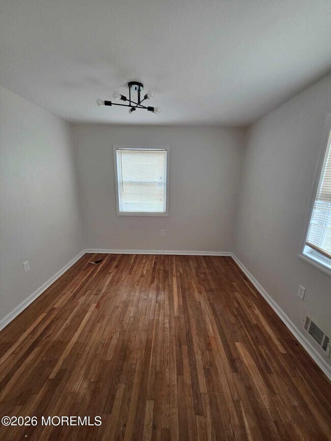 Building Photo - 14 Nathan Ave