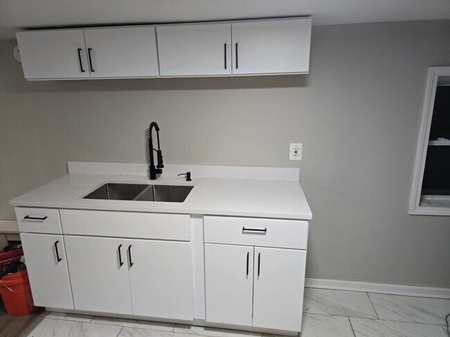 Building Photo - 2847 W 25th Pl