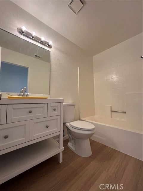 Building Photo - 10966 Willow Ln