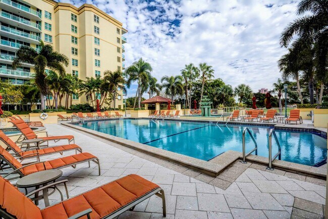 Building Photo - 500 SE Mizner Blvd