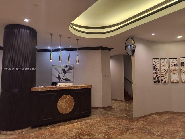 Building Photo - 3610 Yacht Club Dr