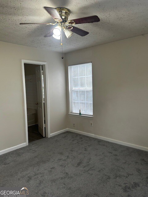 Building Photo - 5675 Hampton Ct
