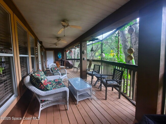 Building Photo - 6251 Treetop Dr