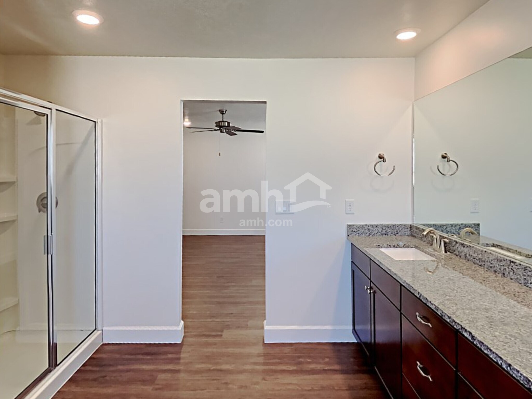 Building Photo - 373 North St