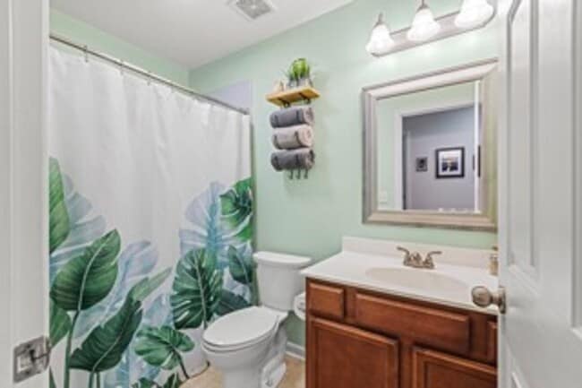 Building Photo - Lifestyle Focused