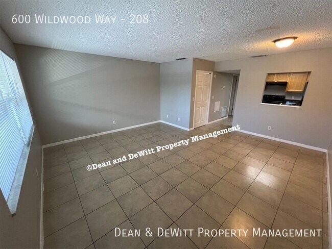 Building Photo - 600 Wildwood Way