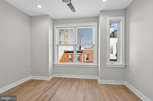 Building Photo - 2138 E Albert St