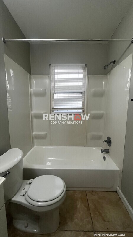 Building Photo - 278 N Hollywood St