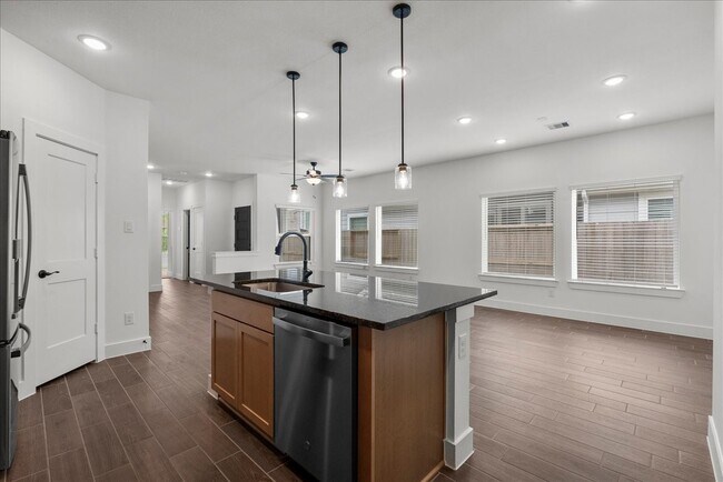 Building Photo - 10123 Crescendo Wy