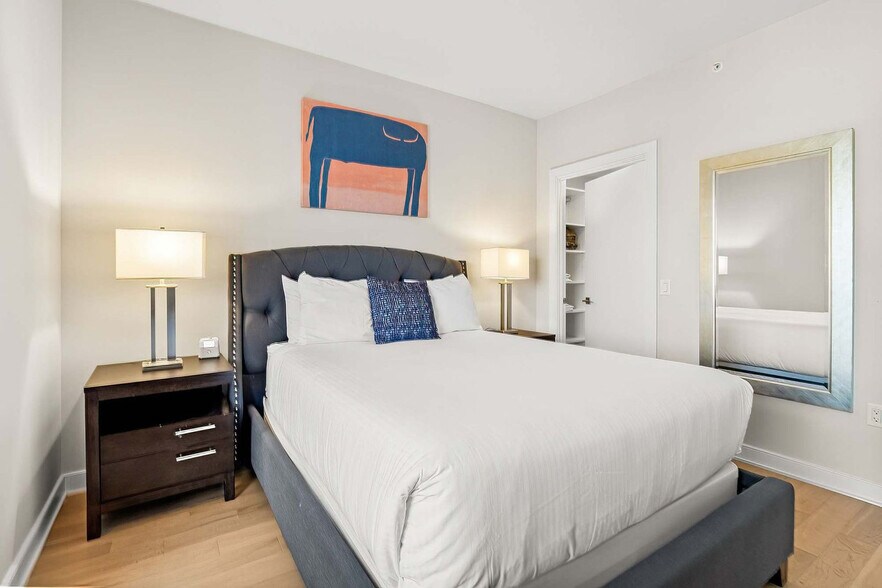 Building Photo - 355 Atlantic St