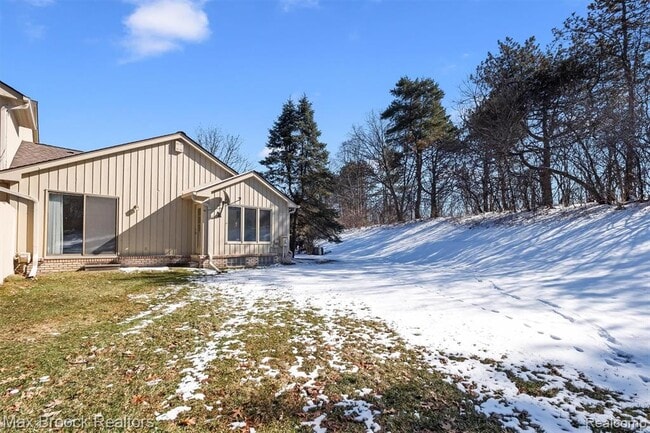 Building Photo - 1131 Timberview Trail