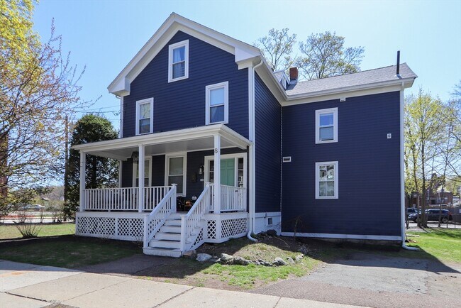 Building Photo - 8 Webster St