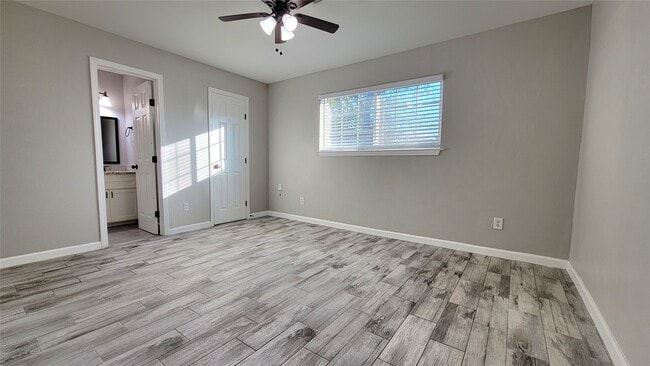 Building Photo - 3819 Heatherbrook Dr
