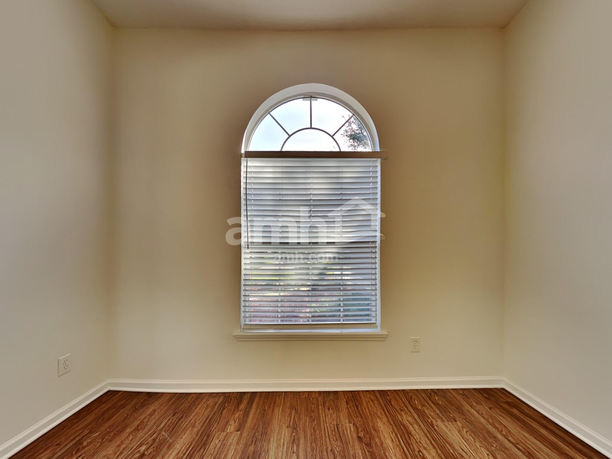 Building Photo - 442 Northcliff Ct