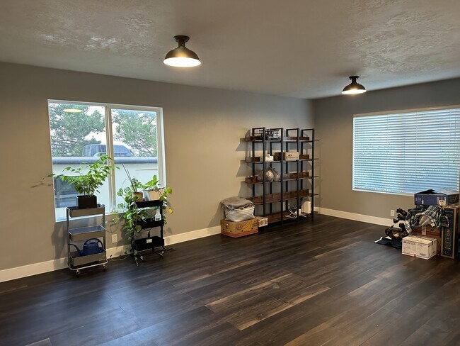Building Photo - 14892 Tooele Ln