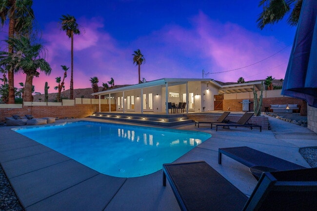 Building Photo - 38951 Bel Air Dr