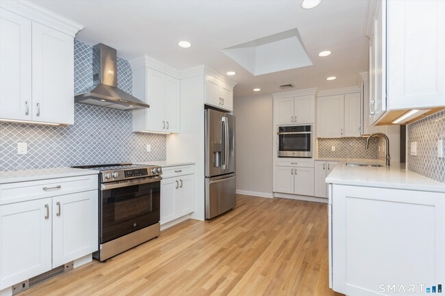 Building Photo - 4 Nappa Ln