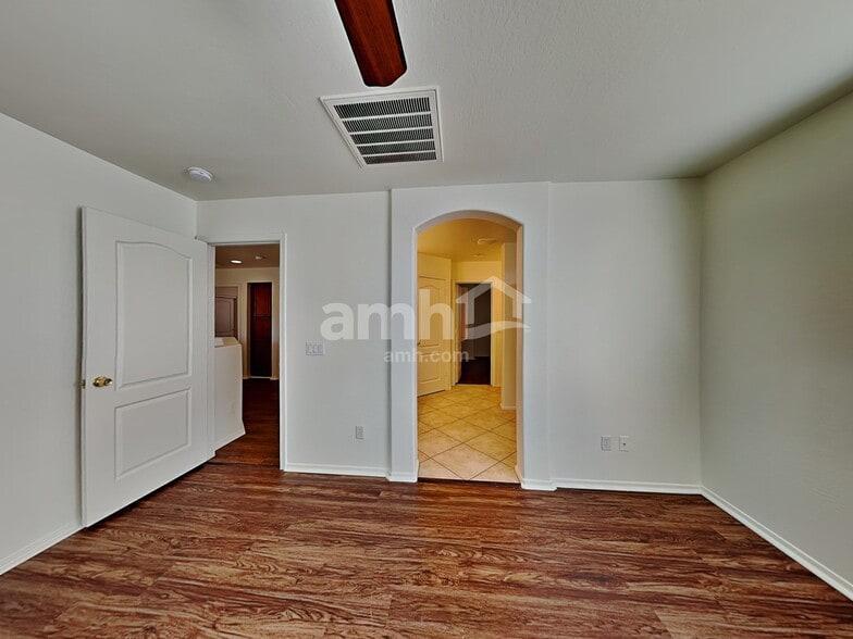 Building Photo - 7225 W Williams St