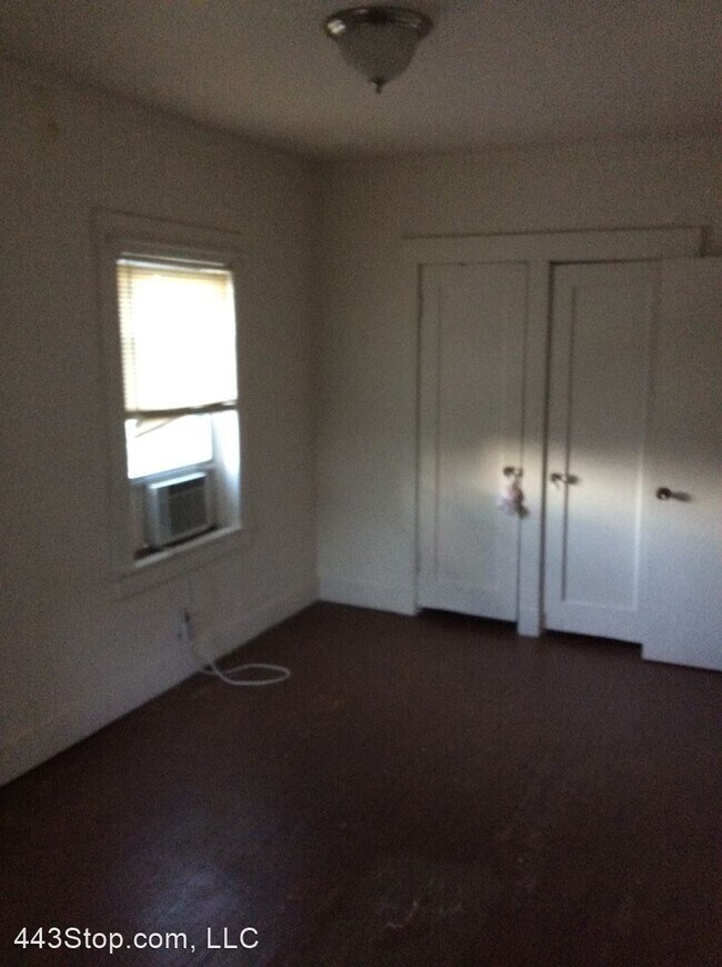 Building Photo - 3 br, 1 bath House - 401 South William St.