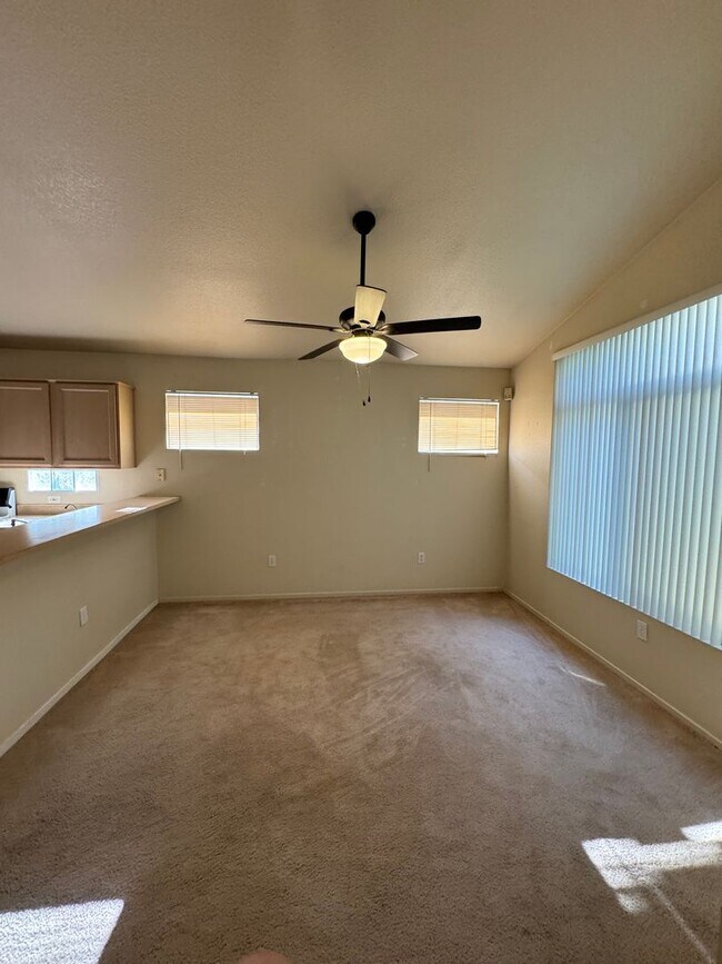 Building Photo - DEL WEBB 55+ COMMUNITY SINGLE STORY 2 BED,...