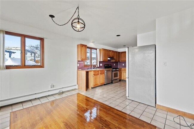 Building Photo - 1 Rodeo Dr