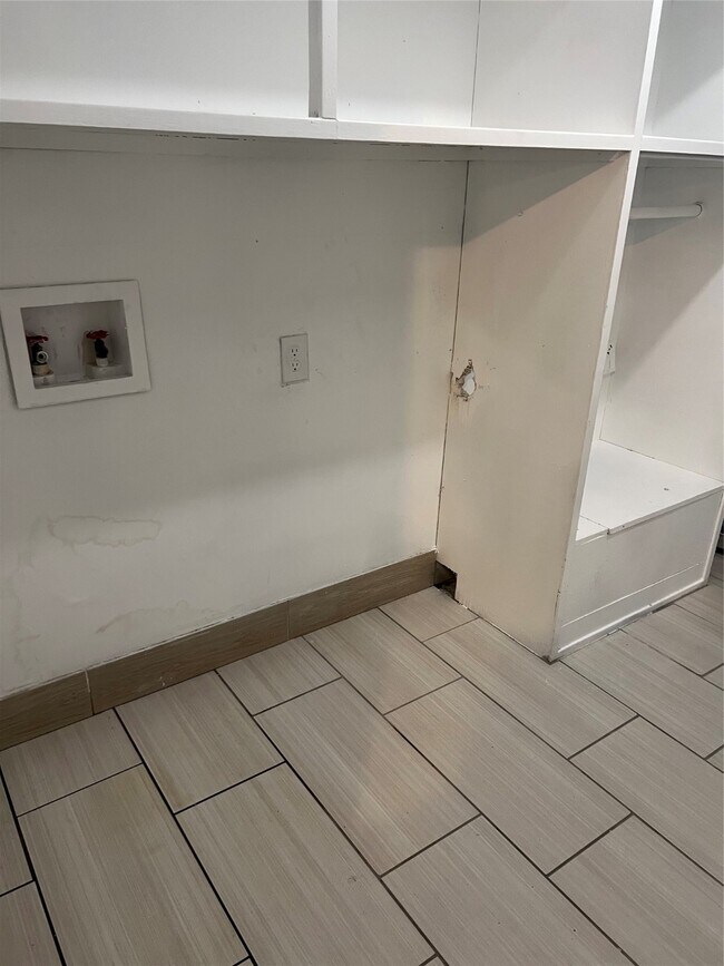 Building Photo - 721 S 3rd St