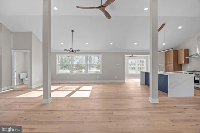 Building Photo - 271 Stoopville Rd