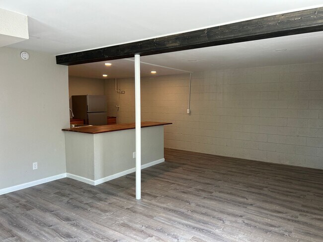 Building Photo - 3123 Wilmoth Rd