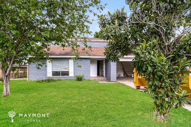Primary Photo - 3 Bedroom Houston Home