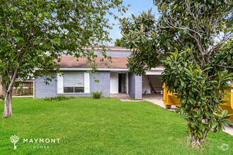 Building Photo - 3 Bedroom Houston Home