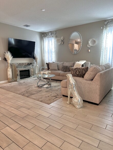 Building Photo - 5224 Meadow Song Dr